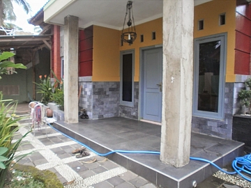 RUMAH TINGGAL DI JAWA TENGAH